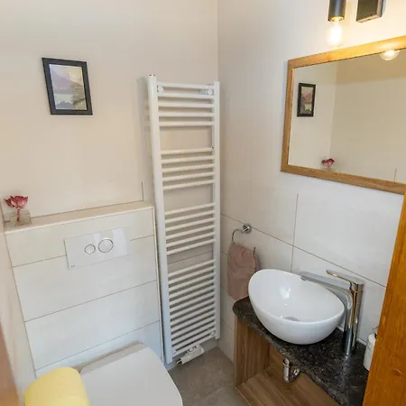 Old Boatman'S House Apartment Bled Room photo