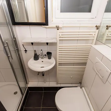 Old Boatman'S House Apartment Bled Room photo